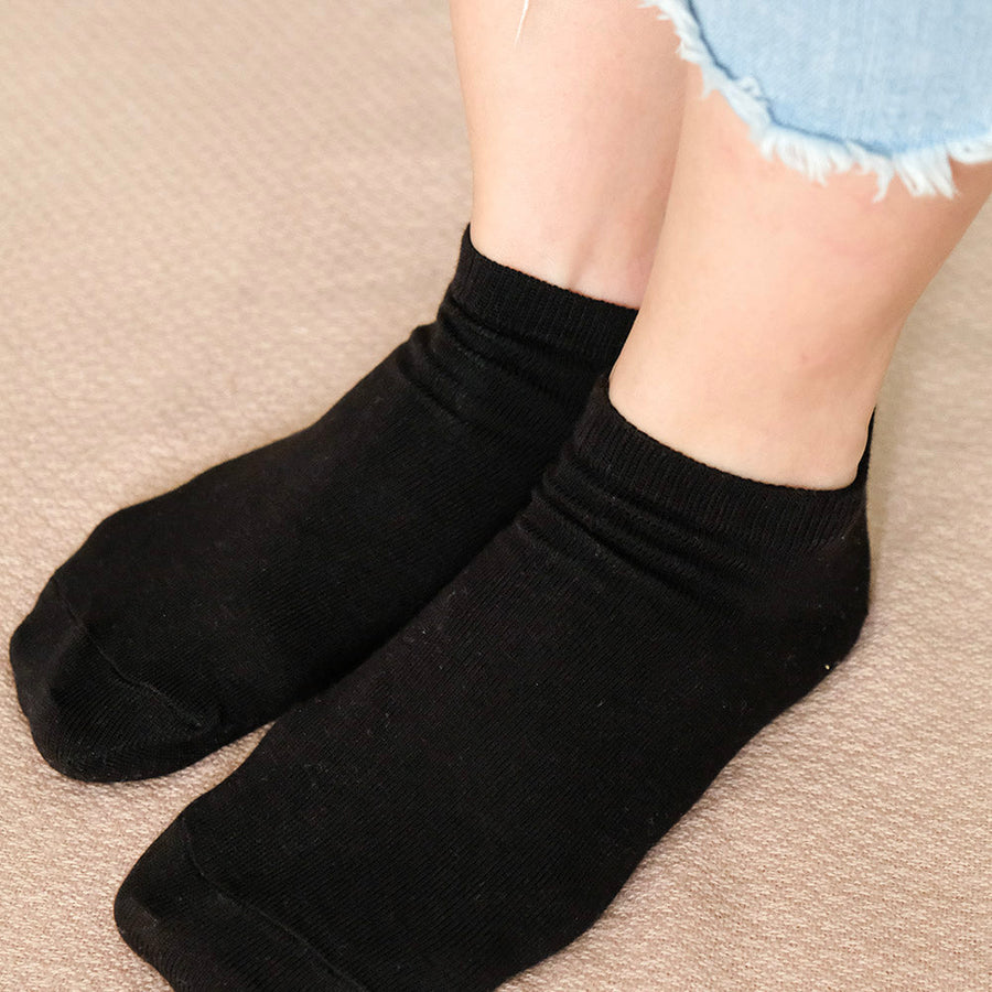 Black Plain Ankle Socks