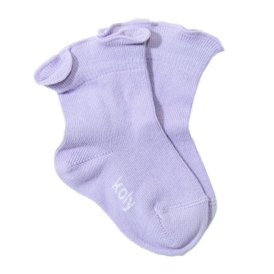 Lilac ruffle socks